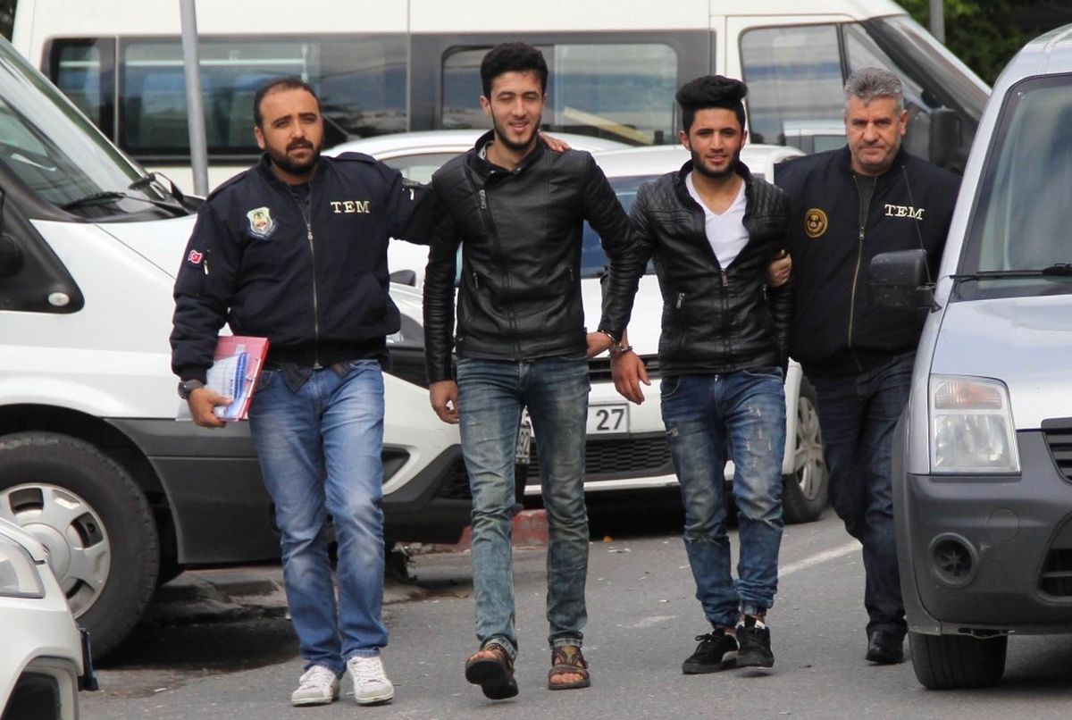 Samsun\'da Deaş Zanlısı 6 Iraklı Adliyede