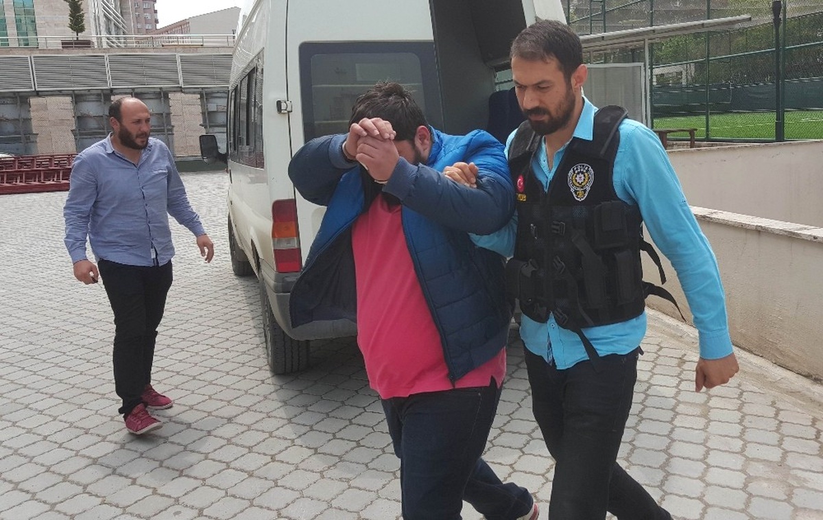 Samsun\'da Uyuşturucu Ticareti Zanlısı 4 Kişi Adliyede