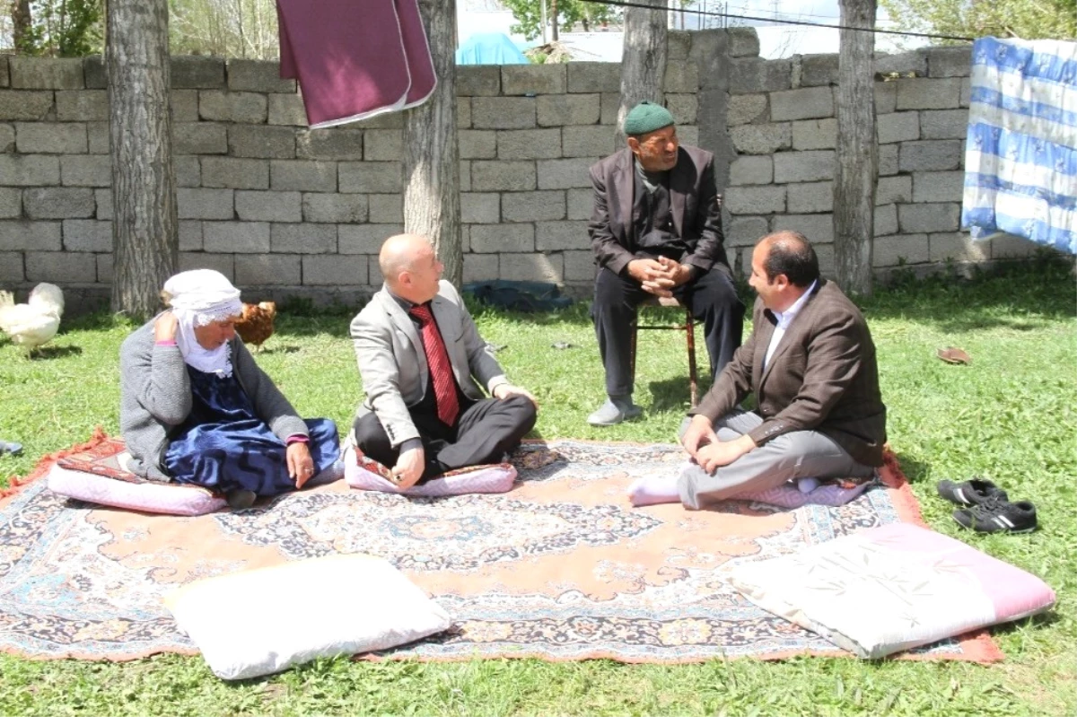 Şehit Ailesinin Evi Yeniden Yapılacak