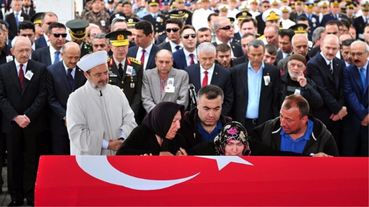 Şemdinli Şehidi Son Yolculuğuna Uğurlandı