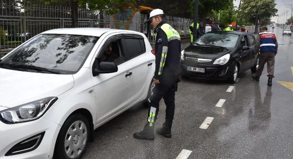 Sivas Ta Jandarma Ve Polisten Ortak Trafik Uygulaması