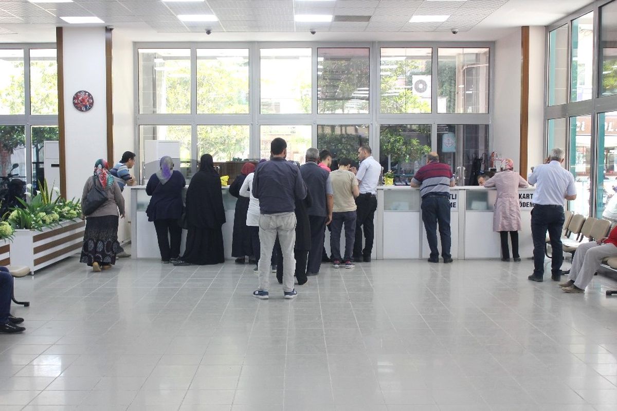 Turgutlu Belediyesinde Vezneler Hafta Sonu da Çalışacak