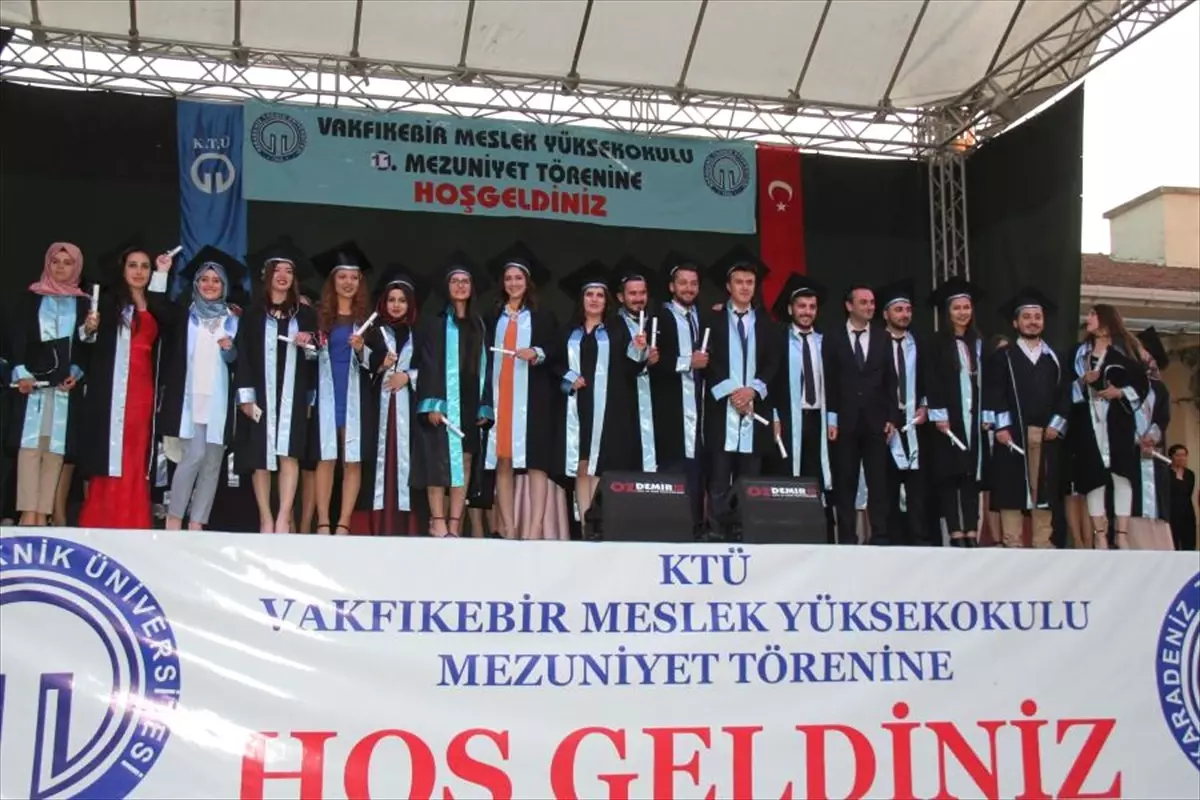 Vakfıkebir Meslek Yüksekokulunda Mezuniyet Töreni