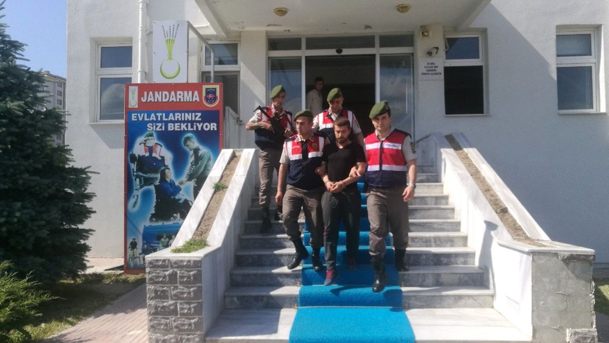 20 Yıl Kesinleşmiş Hapis Cezası Bulunan Şüpheli Jandarmaya Yakalandı