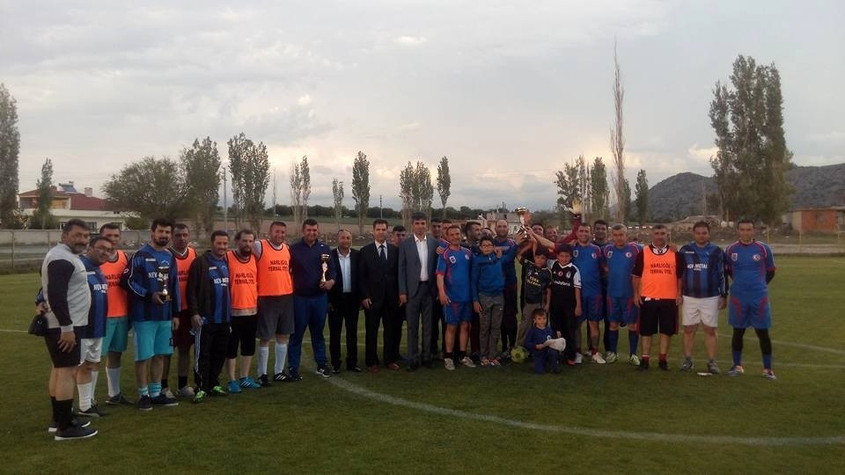Acıgöl\'de Kurumlar Arası Futbol Turnuvası Sona Erdi