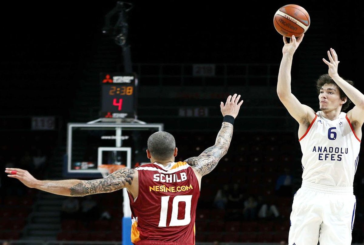 Anadolu Efes - Galatasaray Odeabank Maçı İçin 703 Bilet Satıldı