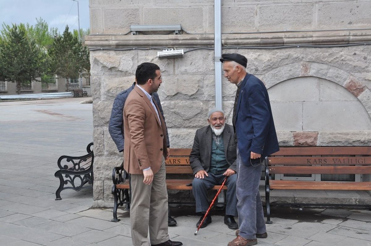 Başkan Çalkın, Ramazan\'ın İlk Gününe Harakani Türbesi\'nde Dua Ederek Başladı