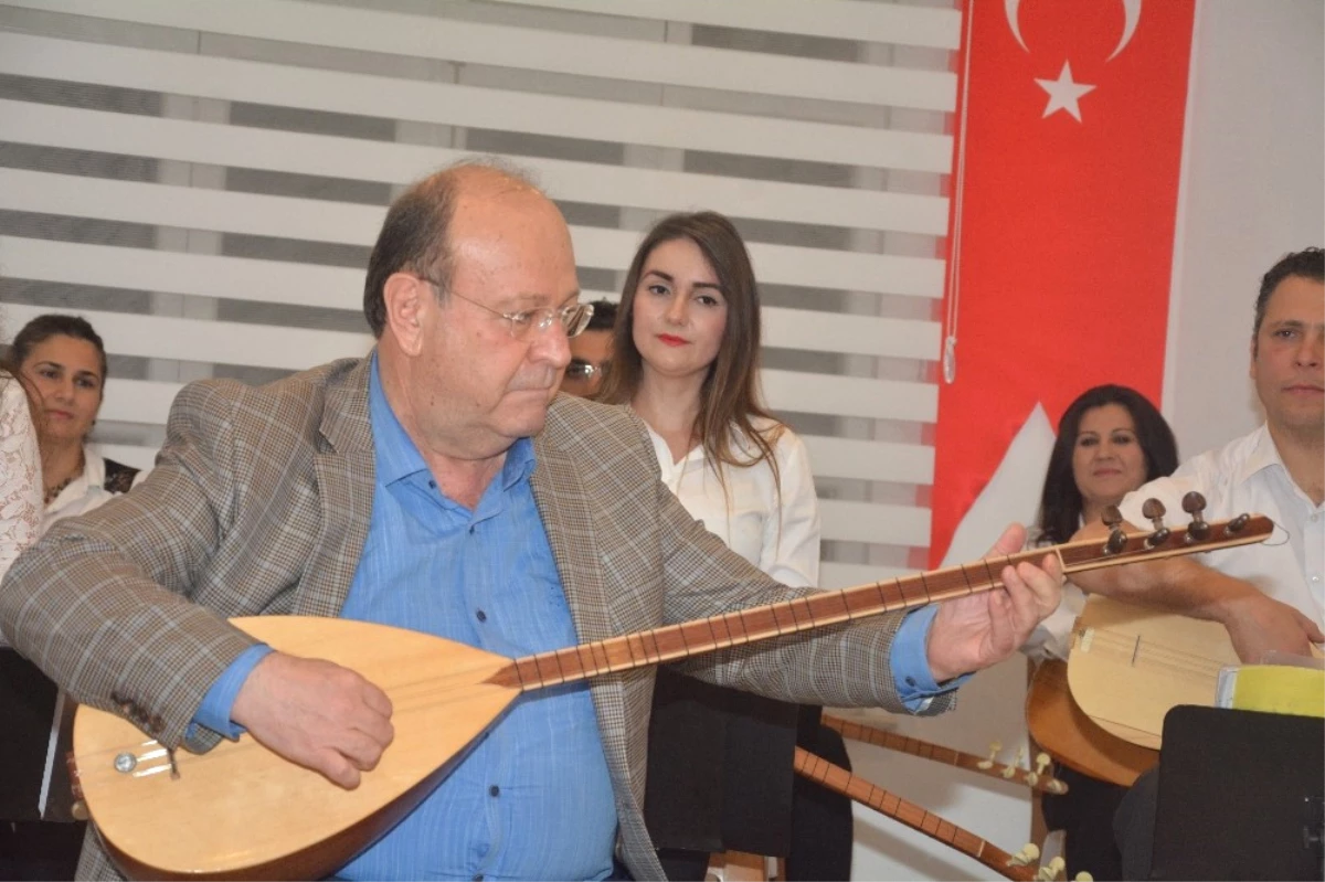 Başkan Özakcan\'dan İzleyicilere Sürpriz