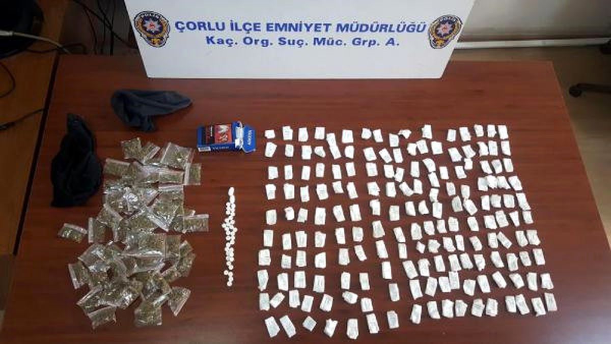 Çorlu Kom\'dan Zehir Tacirlerine Operasyon