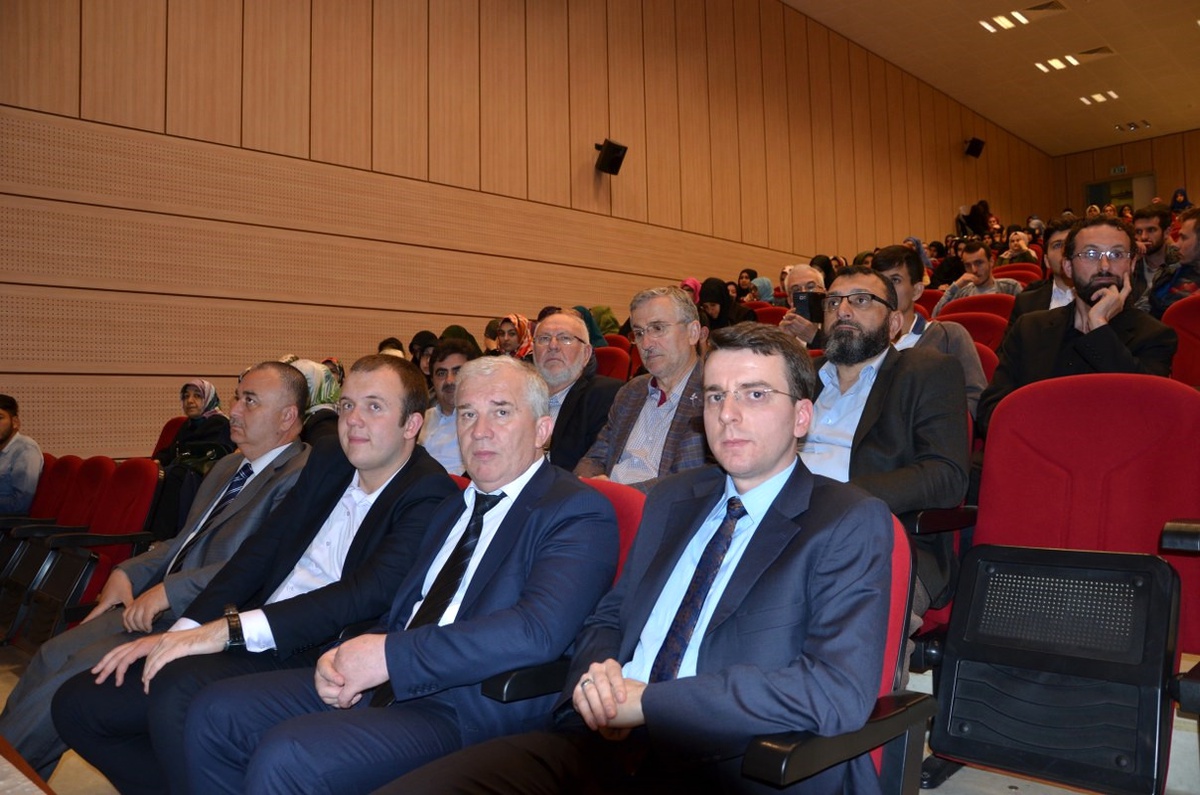 Çorlu Mühendislik Fakültesi\'nden Mezuniyet Töreni