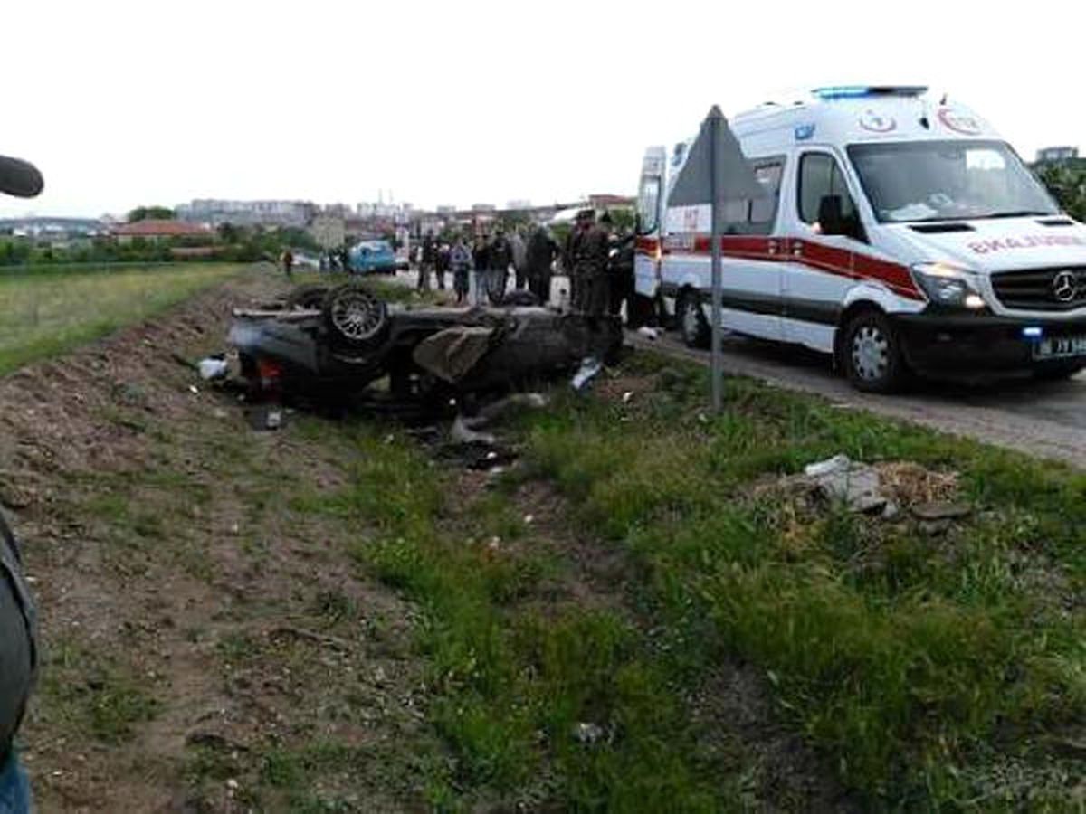 Dha Ankara - Polatlı\'da Takla Atan Otomobildeki Aynı Aileden 4 Kişi Öldü