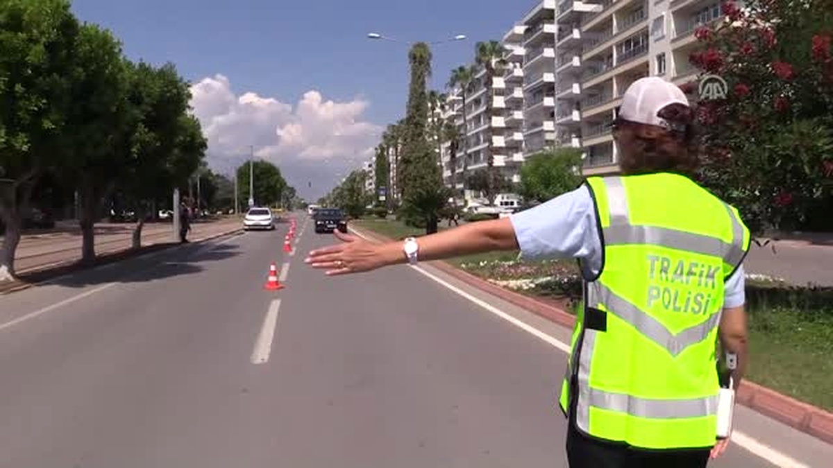 Emniyet ve Jandarmadan "Türkiye Trafik Güvenliği Uygulaması"