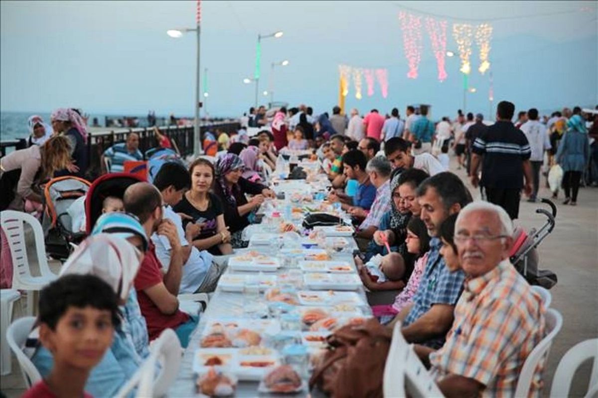 İskenderun\'da Ramazan Boyunca İskelede İftar Sofrası Kurulacak