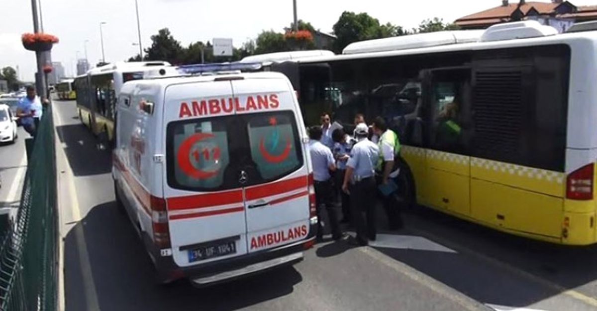 İstanbul\'da Metrobüs Kazası