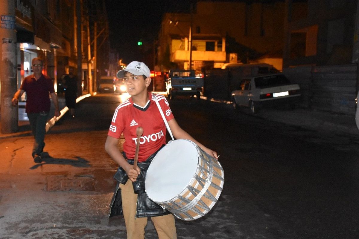 İzmir\'de İlk Sahur Heyecanı