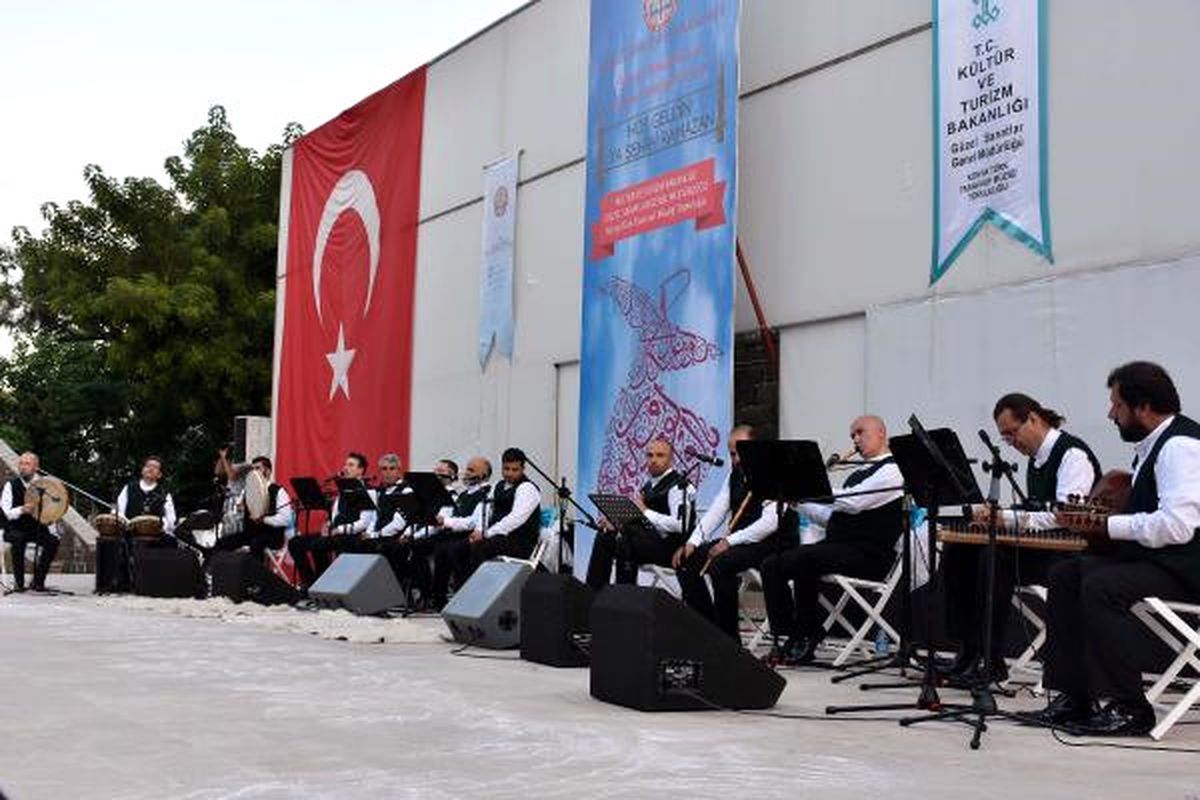 Marmaris\'te Ramazan Ayı Semazen ve Tasavvuf Müziği ile Karşılandı