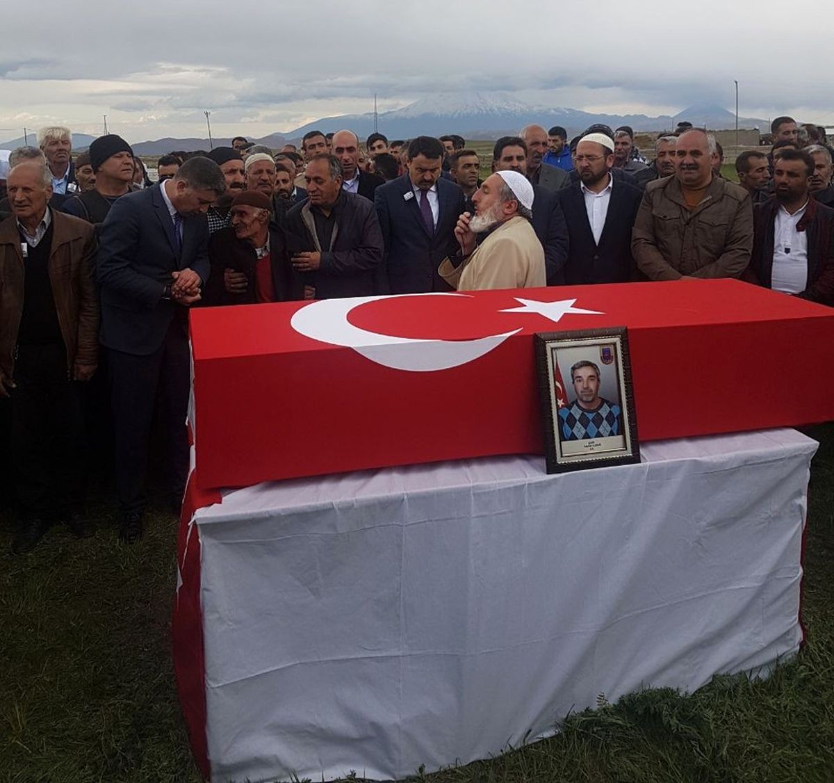 Şehit Korucu Son Yolculuğuna Uğurlandı