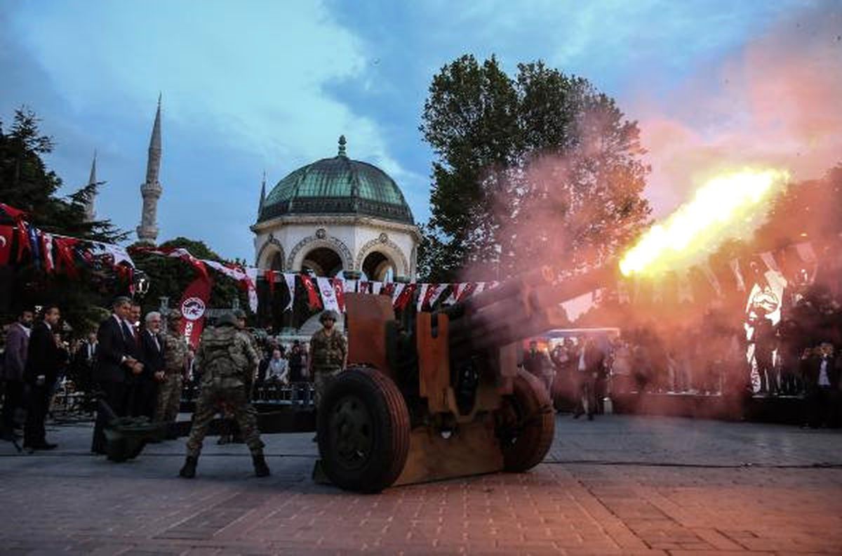 Sultanahmet\'te İlk İftar