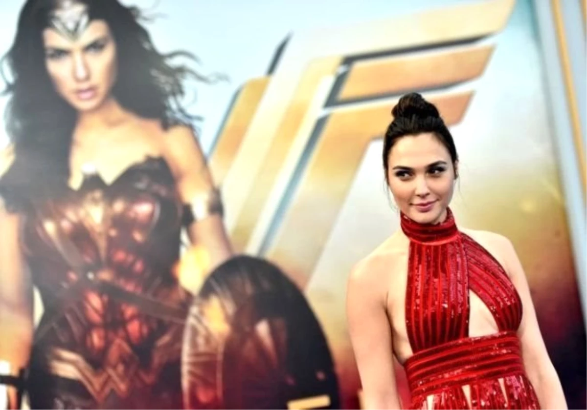 Kadınlara Özel \'Wonder Woman\' Film Gösterimine Tepki