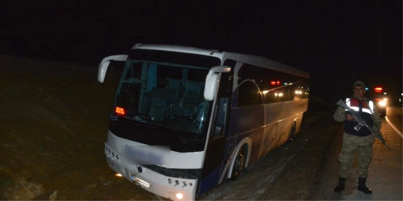 Yolcu Otobüsleri Çarpıştı: 40 Yaralı