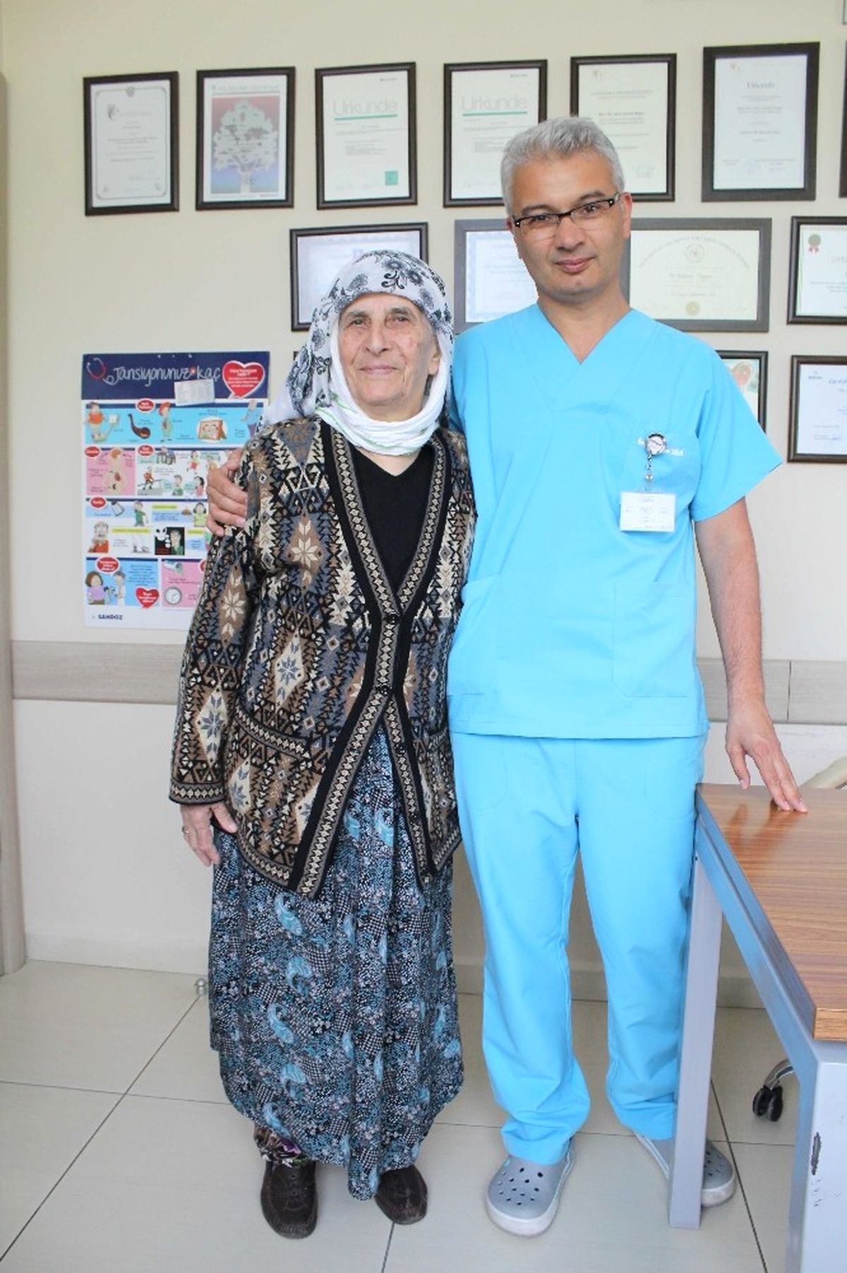 82 Yaşındaki Hastanın Açık Kalp Ameliyatı ile Üç Ana Damarı Değiştirildi