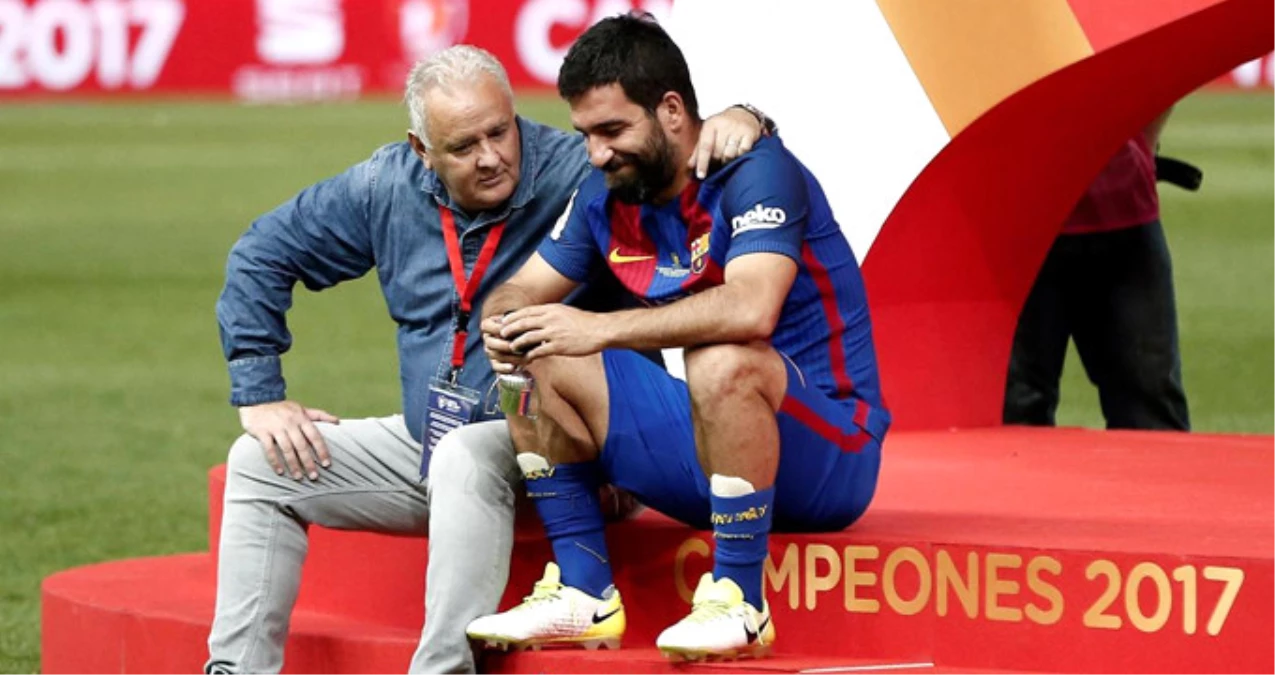 Arda Turan, Barcelona\'nın Şampiyonluk Kutlamalarında Yalnız Kaldı