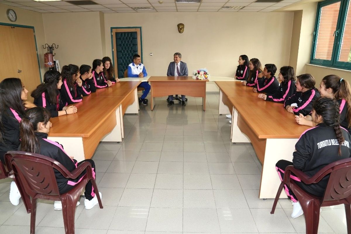 Başkan Şirin\'den Spora Destek
