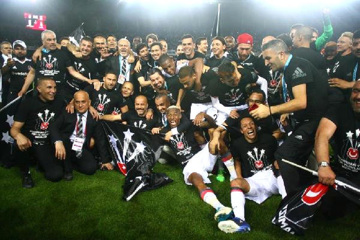 Beşiktaş Teknik Direktörü Güneş: "Şampiyon Olmak Çok Güzel"