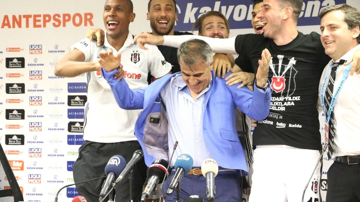 Beşiktaşlı Oyunculardan Şenol Güneş\'e Sürpriz