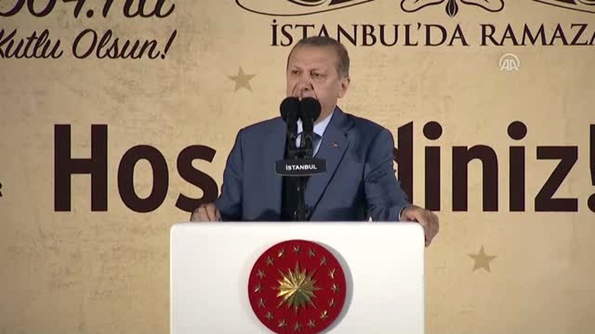 Cumhurbaşkanı Erdoğan: "Beşiktaş\'ı Tebrik Ediyorum, Kutluyorum"