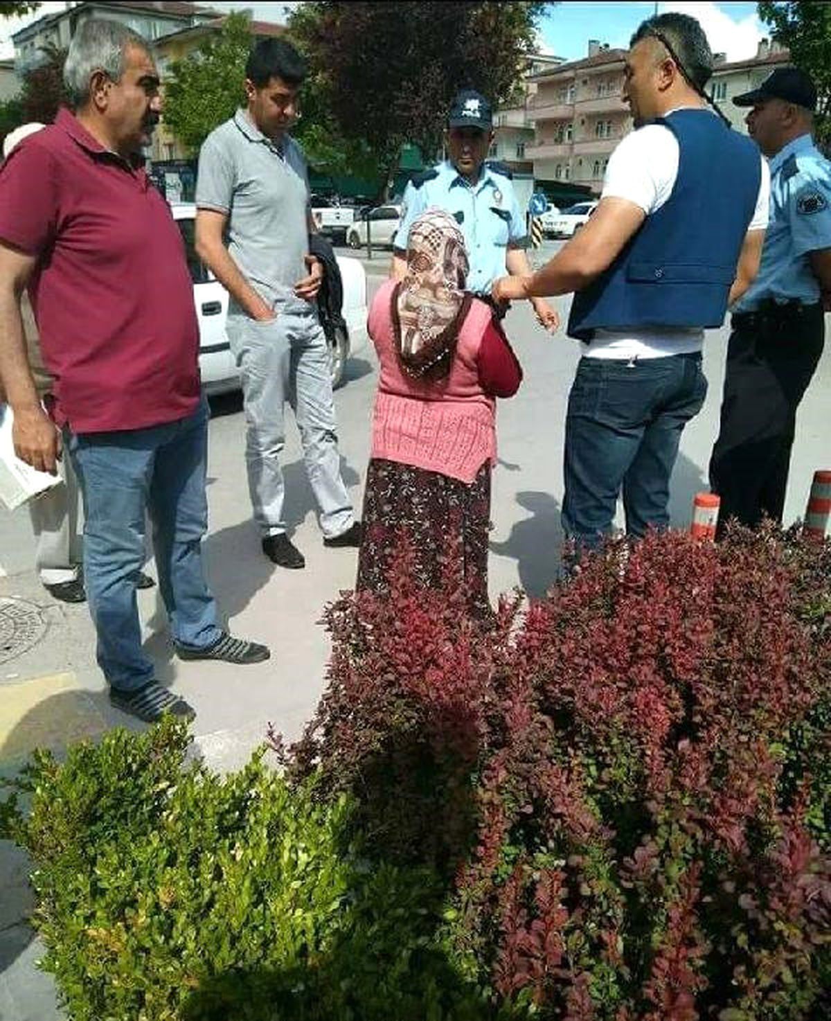 Dilenciler İçin Sivil Zabıta Ekipleri Oluşturuldu