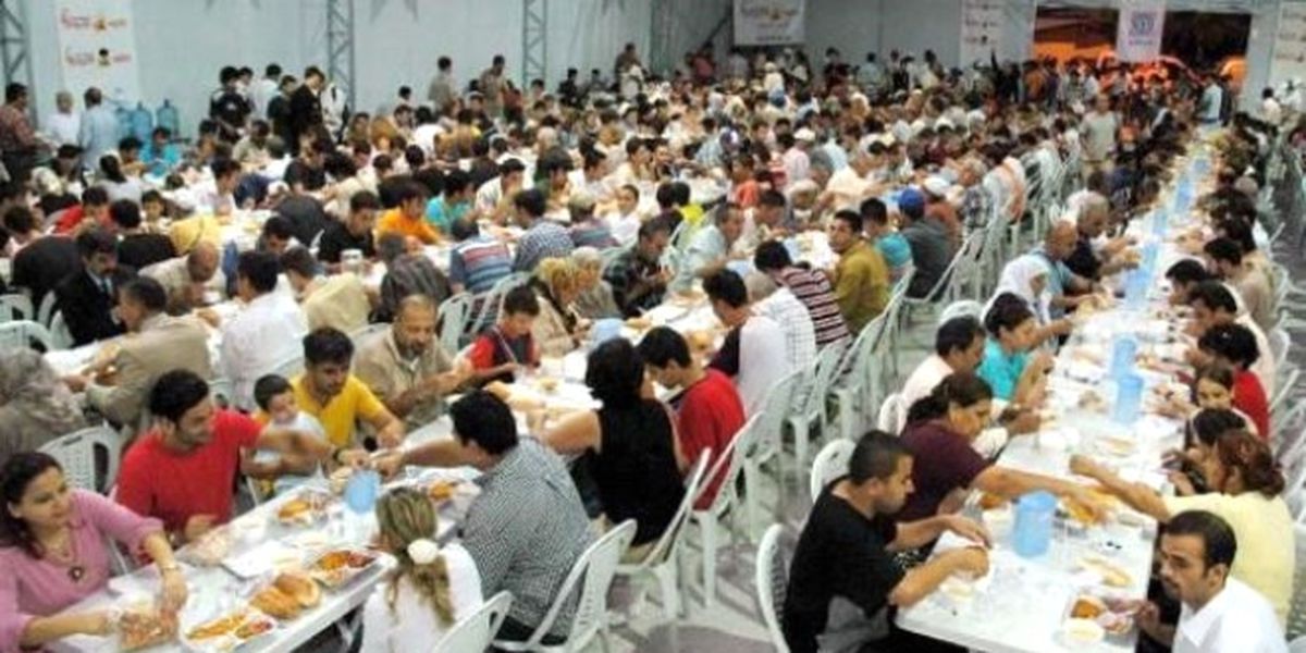 Gaziantep\'te 6 Bin Kişilik İftar Çadırı Kuruldu