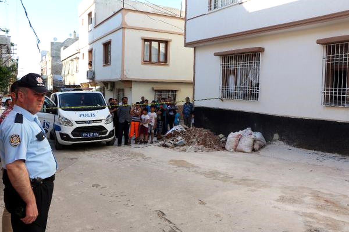 Gaziantep\'te Baba Cinneti: Anne ve İki Kızı Öldü