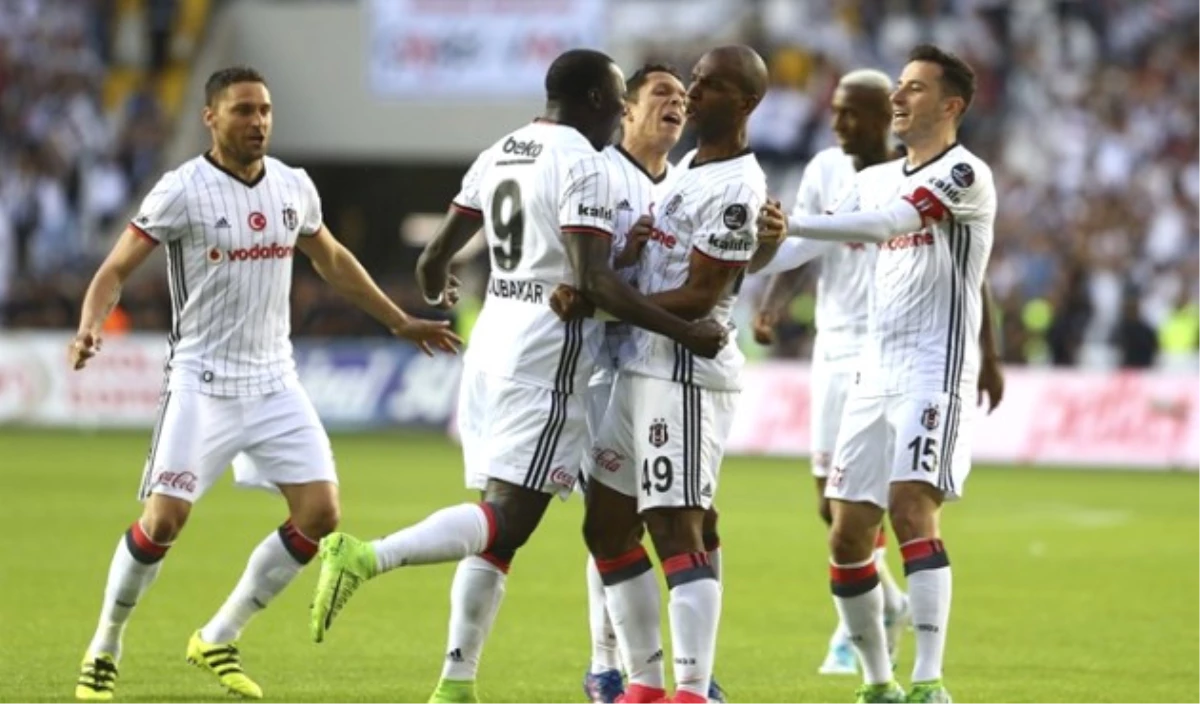 Gaziantepspor-Beşiktaş: 0-4 (Beşiktaş Şampiyon Oldu)