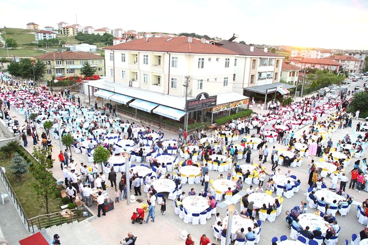 Gönül Sofralarının İlki Kaynarca\'da Kuruluyor
