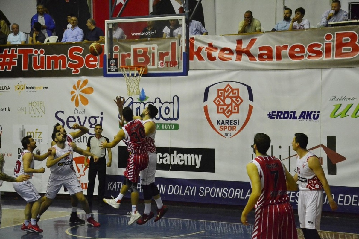 Karesispor-Antalyaspor:  68- 56