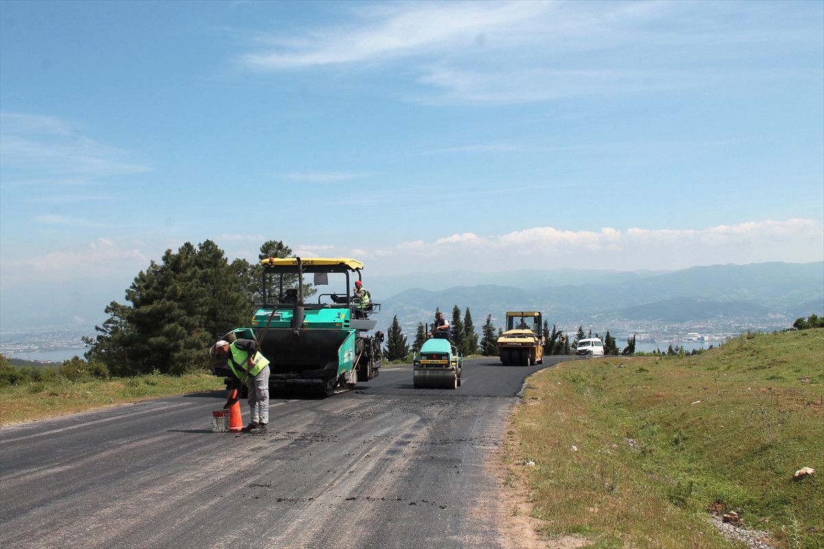 Körfez\'de Asfalt Çalışmaları