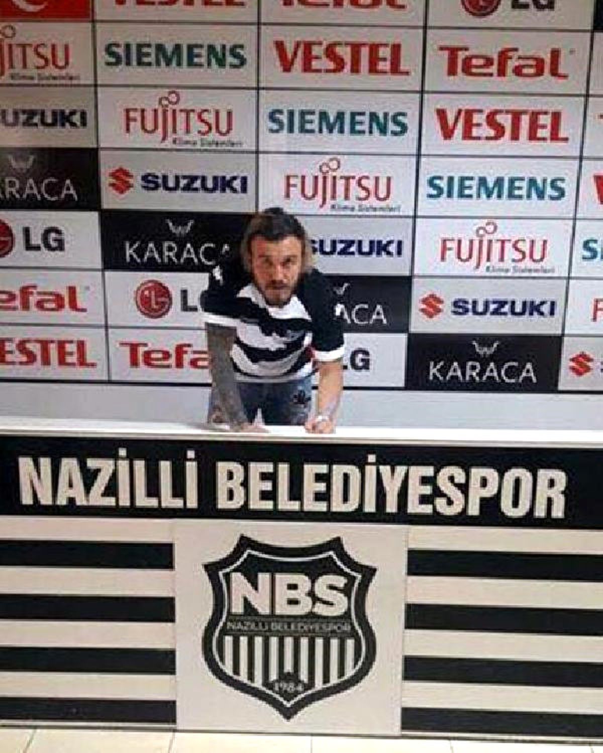 Nazilli Belediyespor\'da Halil İmzaladı