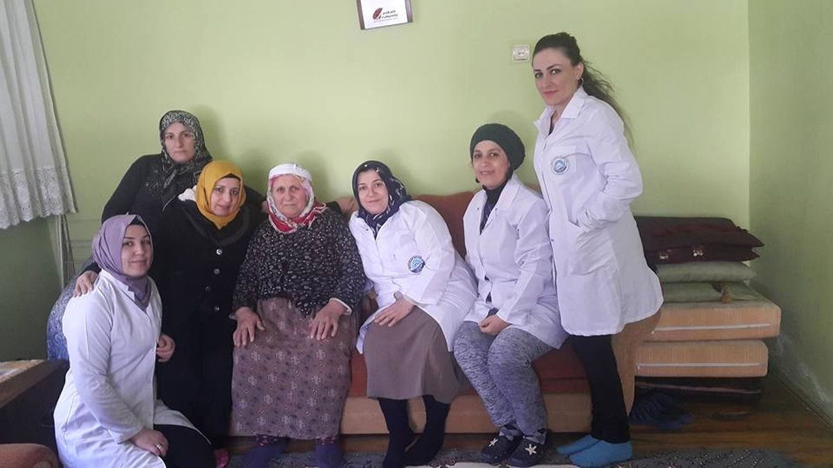 Ortahisar, Ramazan\'da Kimsesizlerin İmdadına Yetişiyor