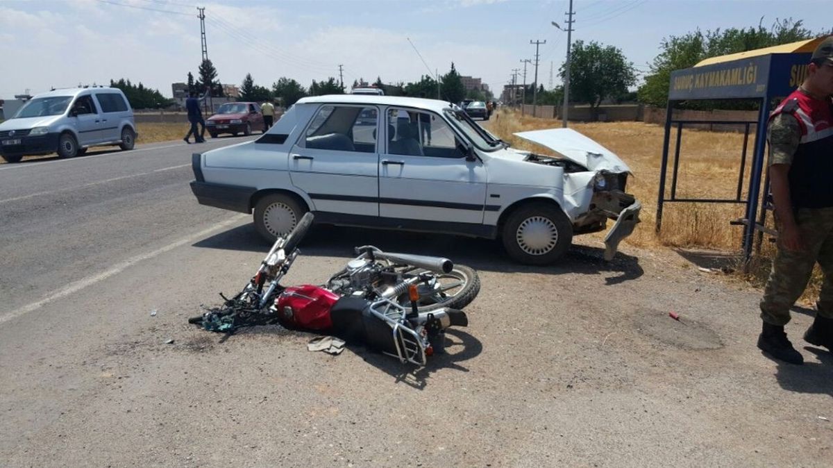 Şanlıurfa\'da Trafik Kazası: 2 Yaralı