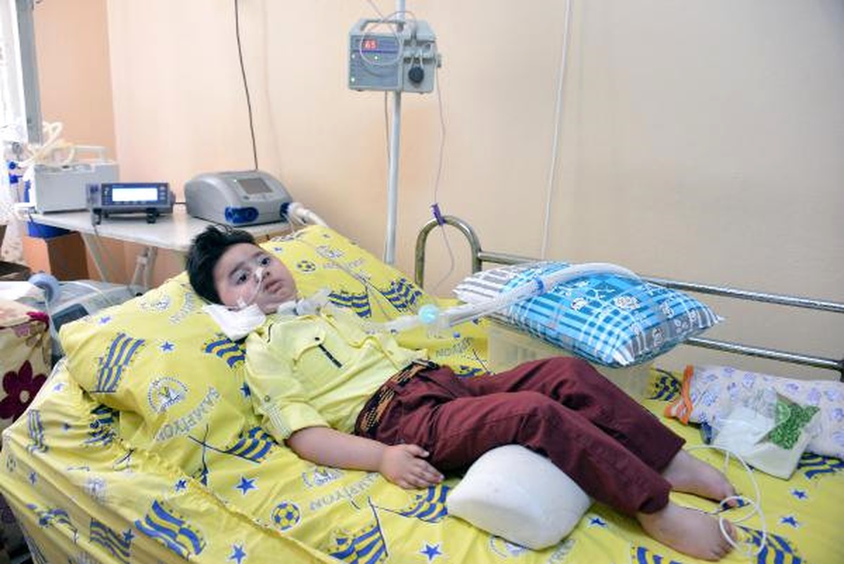 Sma Hastası Minik Cem Tedavi İçin İlaç Bekliyor