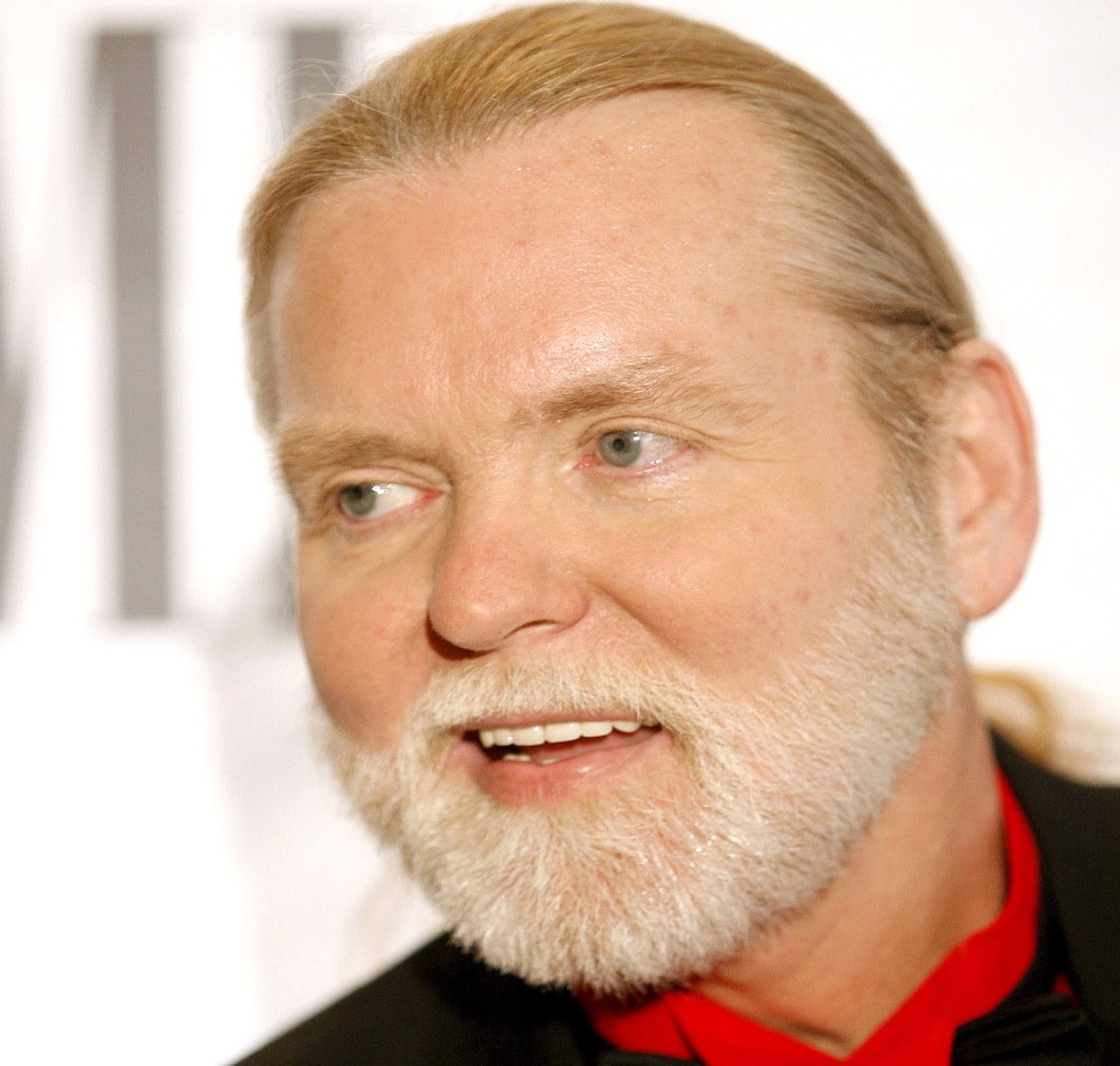 The Allman Brothers Band\'in Solisti Öldü