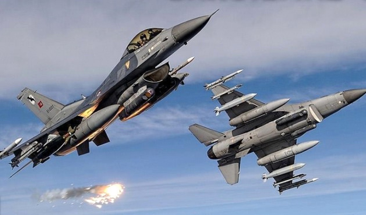 Van\'da PKK\'lı 10 Terörist Etkisiz Hale Getirildi