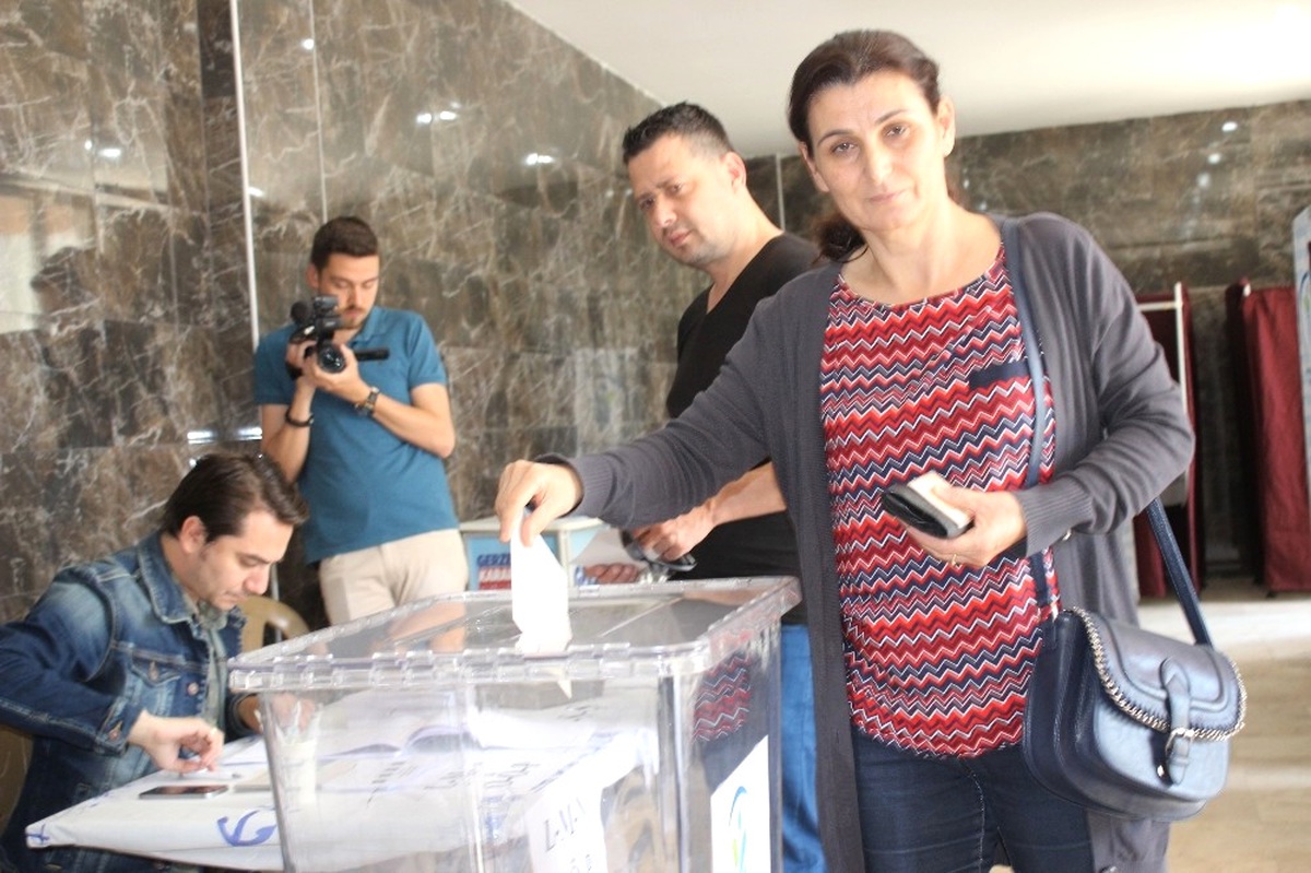 Vatandaşlar Pazar Yeri İçin Halk Oylamasına Gitti