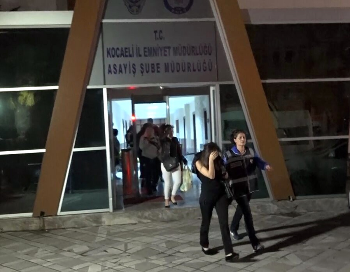 35 Kadın Fuhuş Yaptığı İddiası ile Sınırdışı Edildi
