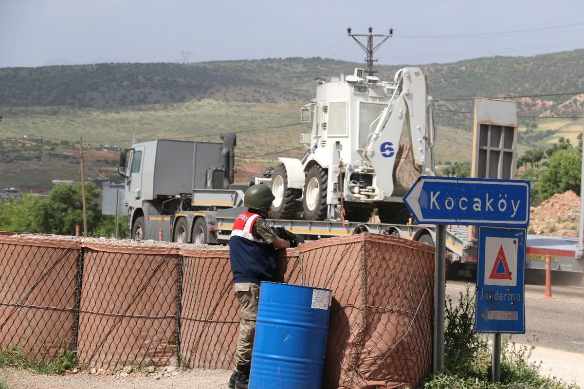 Asker O Bölgede Kuş Uçurtmuyor