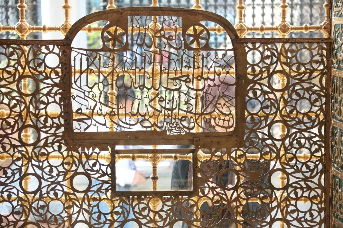 Eyüp Sultan Türbesi\'ne Ramazan Ayına Özel Uygulama
