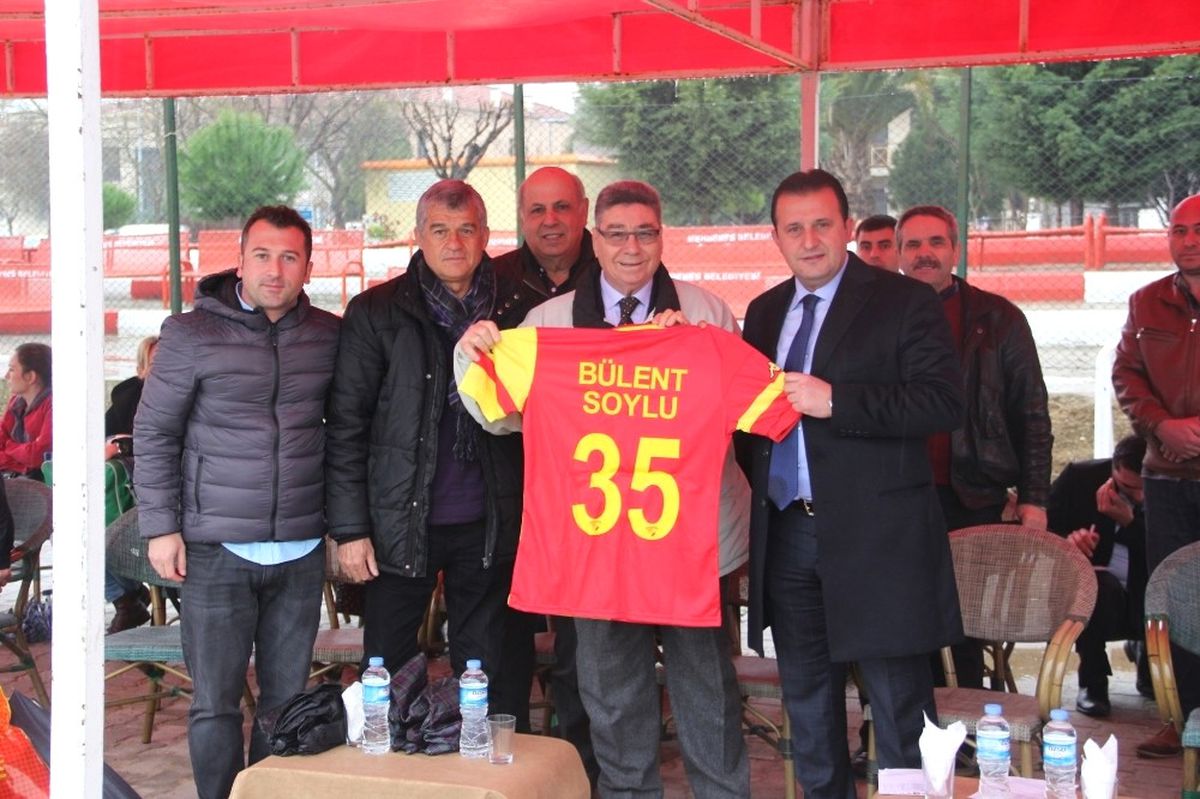 Menderes Sarı Kırmızı Oldu