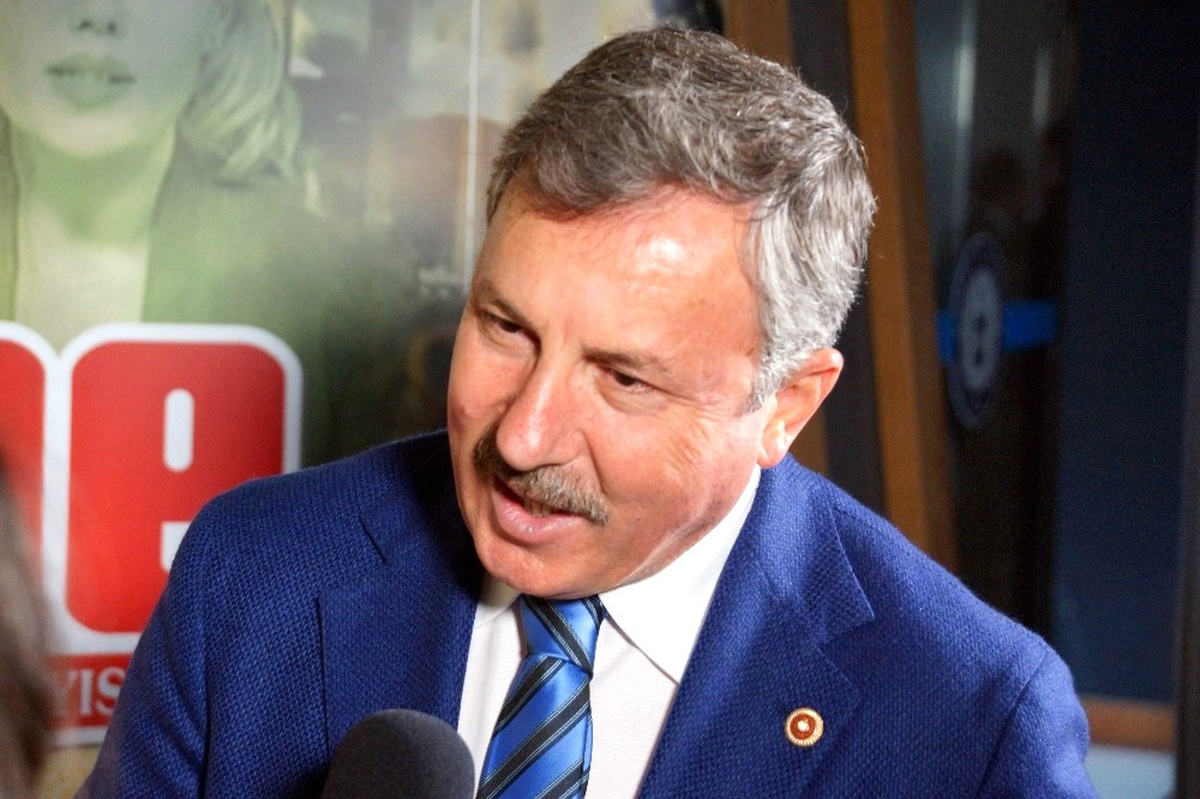 Selçuk Özdağ: "Darbeler, Türk Tarihi Adına Utanç Verici Anlardır"