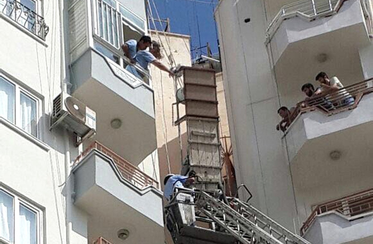 10. Katta Kopan Iskele Halatında Asılı Kaldılar